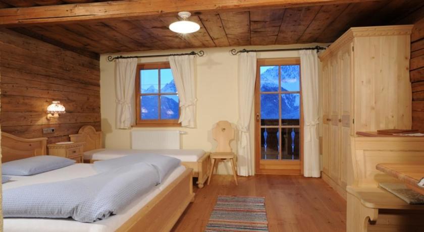 Glinzhof Mountain Natur Resort Agriturismo San Candido Pokój zdjęcie