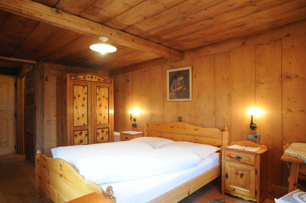 Glinzhof Mountain Natur Resort Agriturismo San Candido Pokój zdjęcie